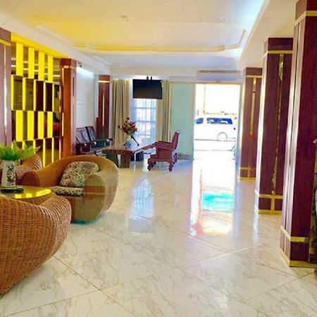 Palace Hotel Mandalay Exterior photo